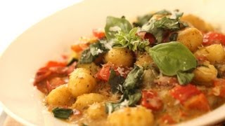 Beths Vegetarian Gnocchi Pesto RealTime Recipe  ENTERTAINING WITH BETH [upl. by Fishbein]