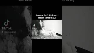 Letusan Anak Krakatau di Selat Sunda 1930 anakkrakatau krakatau letusan gunung video arsip [upl. by Nyleve]