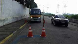 Baliza de ônibus em sjc Auto escola siena [upl. by Ahsenar]