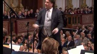 Johann Strauss Die Fledermaus  Ouvertüre [upl. by Ube]