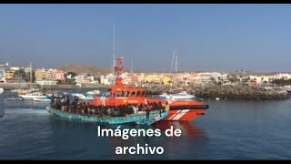 Llegan más de un centenar de inmigrantes ilegales en dos embarcaciones a El Hierro y Lanzarote [upl. by Jennilee]