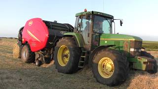 John Deere 7700 and Vicon Fastbale [upl. by Adiehsar]