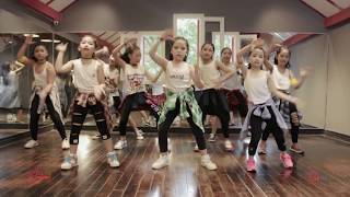 Piranha  Lamita Academy  Zumba Dance Workout  Lamita [upl. by Hau]