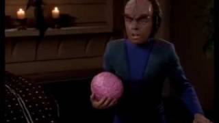 TNG Worf gets hit by a water balloon First Born [upl. by Kazimir14]