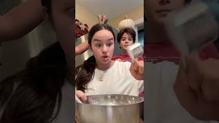 MAKE COOKiES WiTH ME 🍪😛 fypシ゚ baking christmas cookies cooking shorts viral [upl. by Ayekin]