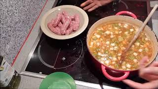 Lentilles aux saucisses  عدس بالصوصيص والكرفس [upl. by Ettereve]