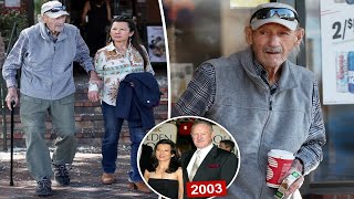 Actor Gene Hackman 94 and wife Betsy Arakawa 62 seen on first public outing together in 21 years [upl. by Uaerraj]