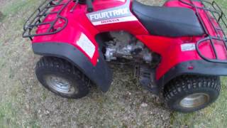 Talking about the 1988 Honda Fourtrax 300 4x4  Testing Classic ATVs [upl. by Andrews]