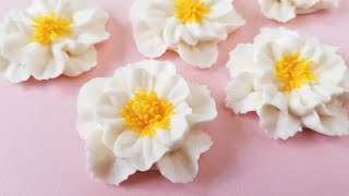 Make Easy Royal Icing Flowers Like a Pro shorts [upl. by Suedama]