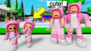 We COPY ODERS but make it RICH as TWIN PLUSHIESBrookhaven Funny Compilation [upl. by Ttemme]