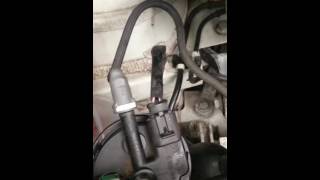 Changing fuel filter priming manually on a Vauxhall Vivaro cdti 2008 [upl. by Aihsinyt]