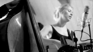 Jenny Almsenius  Floden Live Session [upl. by Axel39]