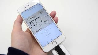 「iXpand フラッシュドライブ」に保存した音楽をiPhoneで再生 [upl. by Llebanna]