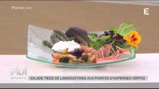 RECETTE  Salade tiède de langoustines et pointes dasperges vertes [upl. by Ettenna328]