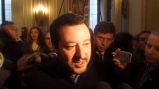 Salvini attacca Renzi “In guerra farebbe una brutta fine” [upl. by Euqinna]