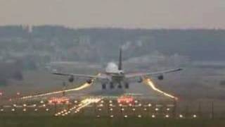 Crosswind  Landing in strong wind [upl. by Adnelg]