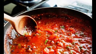 Sauce tomate maison rapide et facileQuick and easy homemade tomato sauce [upl. by Bohner]