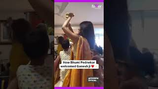 Bhumi pednekar dancing in ganpati bhumipednekar [upl. by Ardnu]