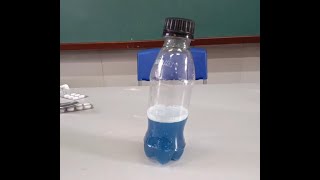 Experiência de química orgânica  Azul de indofenol experimental química ciencia [upl. by Aremus60]