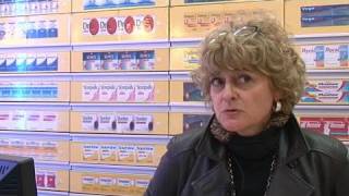 Menace nucléaire  pharmacies prises dassaut [upl. by Lzeil]