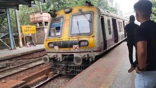 Vikhroli railway station the fast local train video  fast local train on the railway station [upl. by Arykahs]