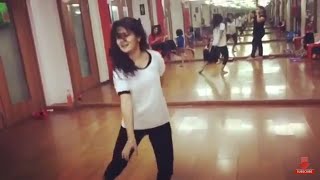 Avneet Kaur Dance Beautifully Tum Gaye Kyu  Avneet Kaur [upl. by Annawat352]