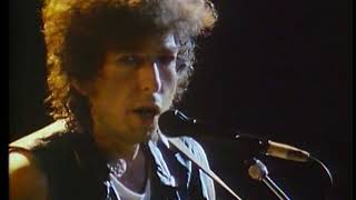 Bob Dylan  Knockin on Heavens Door Live [upl. by Quenby]