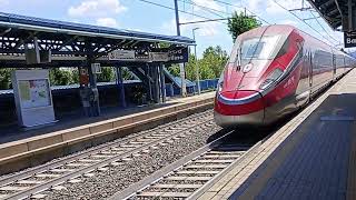 EXTRA  Il Frecciarossa 8508 transita alla Stazione di Calderara Bargellino [upl. by Haida]