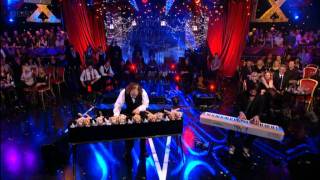 Richard Louis Dray performing with Henry Dagg at Jools Holland Hootenanny2010mpg [upl. by Ydennek223]