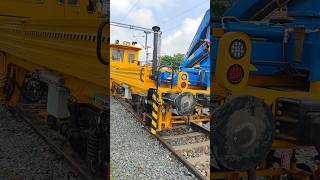 Railway Line mentinance Injon 🎉💯👍 indianrailways trendingshorts vlogvideo [upl. by Margie]