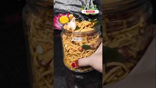 How to make South Indian Mixture Namkeen Recipe  Spicy Garlic Mixture Namkeen  Lasun Chivda recipe [upl. by Shutz]