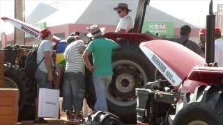 Mahindra Tratores no Brasil Agrishow [upl. by Latsyrhk429]