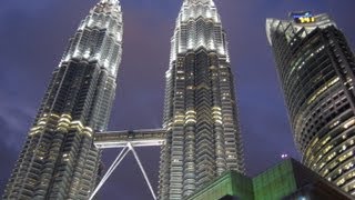 Las torres Petronas Kuala Lumpur Malasia [upl. by Suiremed598]