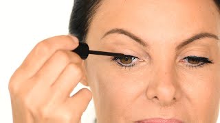 How to Apply Magnetic Eyelashes with Magnetic Eyeliner [upl. by Suiravad]