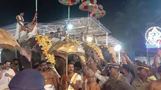 VAIKOM MAHADEVA TEMPLE7TH DAY FESTIVALRISHABHAVAHANA EZUNNALLATHU2024 [upl. by Yeo676]