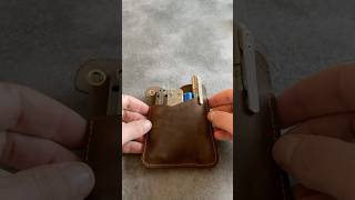 Unloading my leather EDC organizer with the Benchmade Bailout and the Leatherman PST2 edc toolkit [upl. by Accem431]