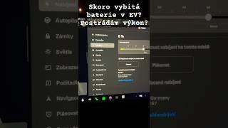 Osm procent na baterii Jak je na tom dynamika při potřebě zrychlit [upl. by Raseac]