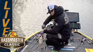 TAKU TIME early on the Final Day of the Bassmaster Classic [upl. by Neall]