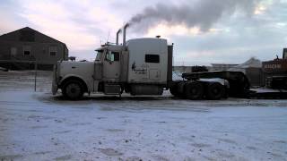 Peterbilt Cold Start [upl. by Nolyaj964]