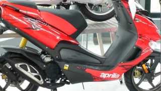 Aprilia SR 50 LC Street vs Peugeot Speefight 3 2012  see Playlist [upl. by Divadnoj957]