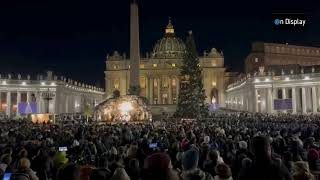 9 dicembre 2023 Piazza San Pietro Inaugurazione Albero e Presepe [upl. by Opiuuk3]