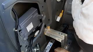 2007 Honda Odyssey Mutiple Electrical Issues Power locks Directionals Power Doors Wipers B can FIX [upl. by Idurt]