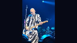 Gossamer solo Smashing Pumpkins Las Vegas 20240927 [upl. by Oemac]