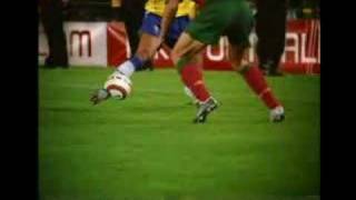 Ronaldinho amazing slowmotion dribble [upl. by Shulman]