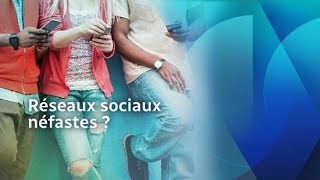 Médias sociaux  effet néfaste « minime » sur les jeunes [upl. by Osi]