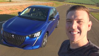 Novo Peugeot 208 é divertido ao volante  Teste completo versão 16 Griffe [upl. by Lukin]