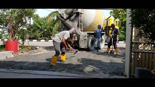 konkrit lantai  simen Ready mixTaman nilam pontian AwiEkontraktor [upl. by Schnabel]