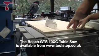 How to Make a Rip Cut Using a Bosch Saw [upl. by Zephan]