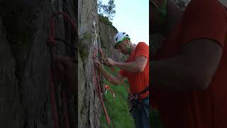 Abseil with Petzl Connect [upl. by Andie]