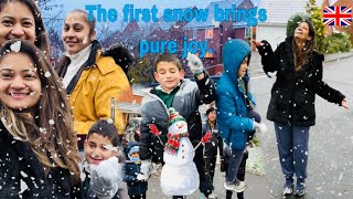 First snow of this year  Bohot hi maze kiye snow ki wait karke soye bhi nahi  snowfall2024 [upl. by Aerdna953]